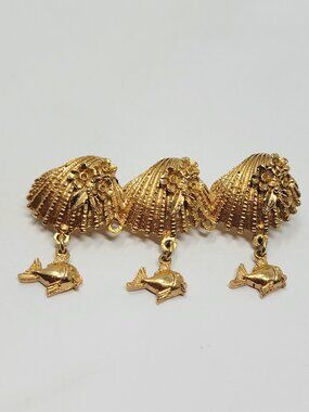 Vintage Shell & Fish Dangle Gold Tone Coastal Statement Brooch